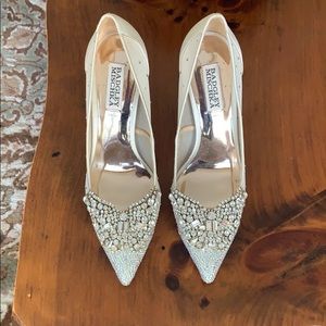 Badgley Mischka Quintana pumps